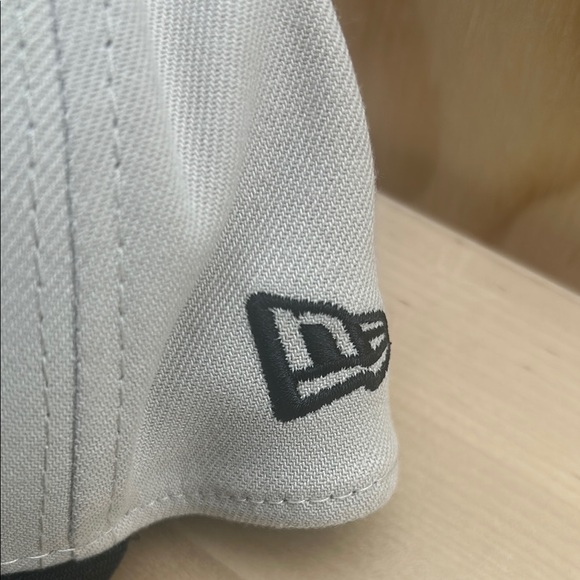 Las Vegas Raiders New Era Cap L/XL - Picture 4 of 8